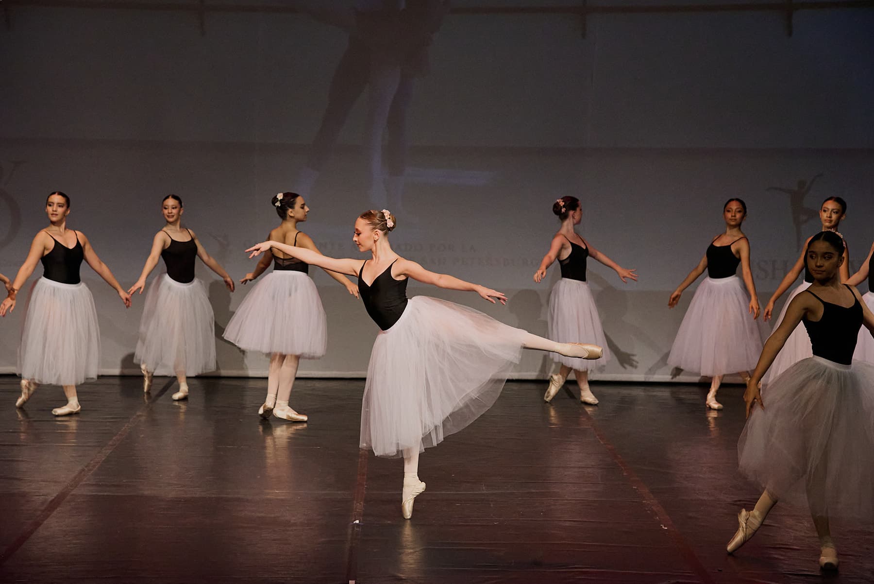 Photos of the performance — foto 7