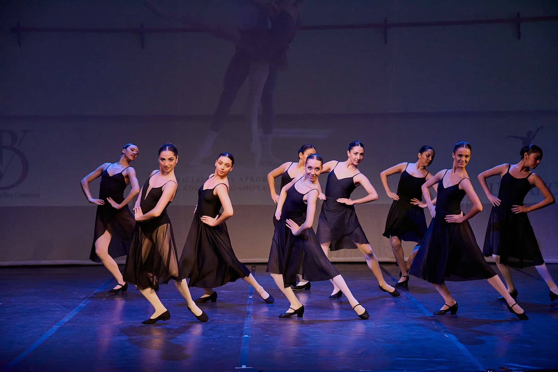 Photos of the performance — foto 15