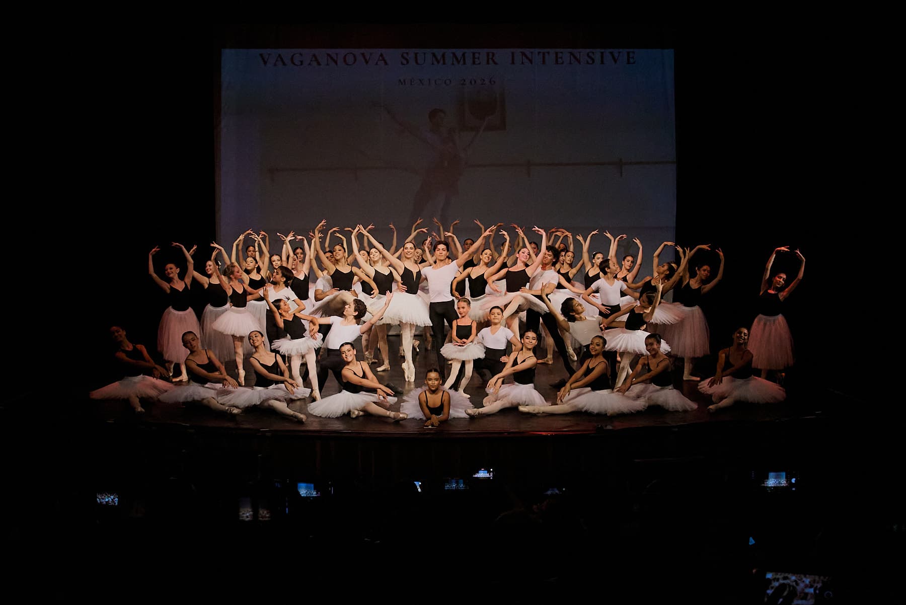 Photos of the performance — foto 4